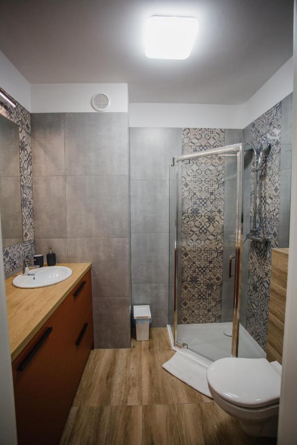 W&K Apartments - Ginger Suite - Faktura Vat, Parking Koszalin Exteriör bild